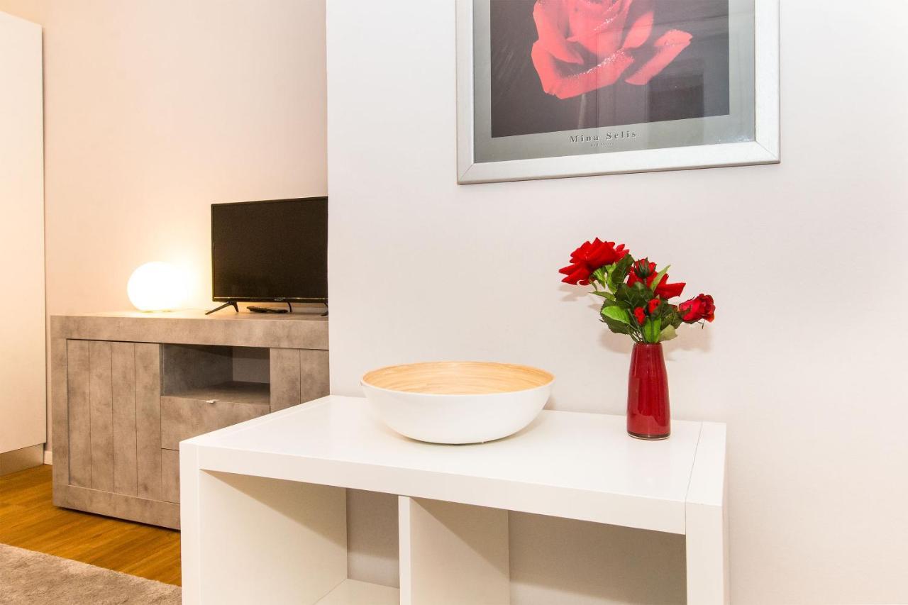 Appartamento Mm Pozzo Strada Terrace *